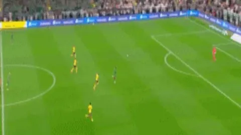 国安下半程中超溃败真相揭晓：李磊披露内幕，球迷热议不止！