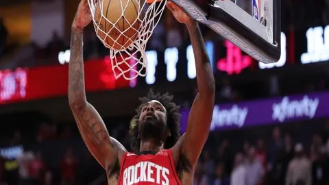 曼联已确认收到费内巴切对弗雷德的报价，球员可能转投土耳其顶级俱乐部